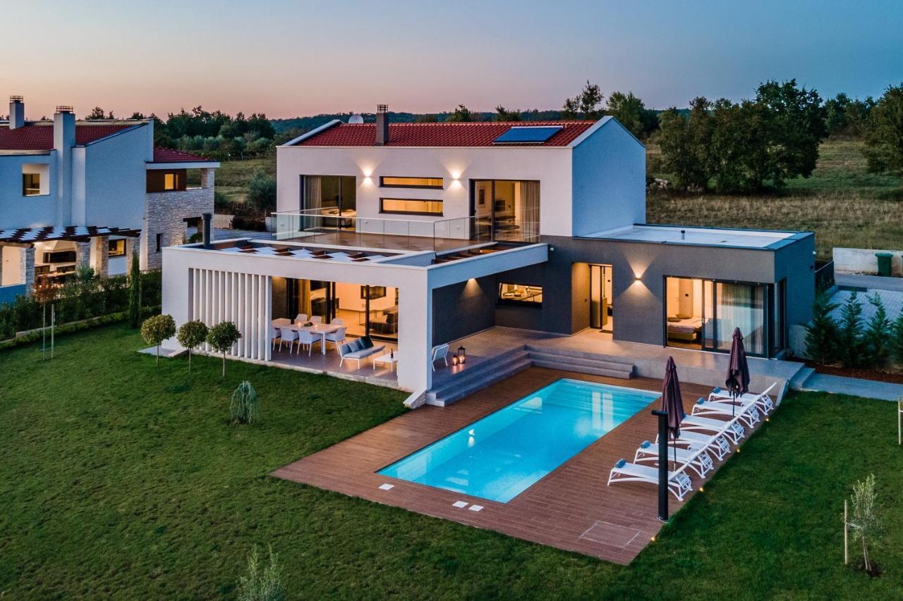 Villa Sabina Visnjan Exterior photo
